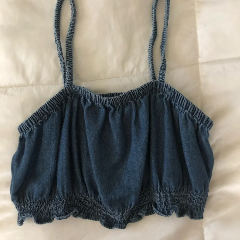 Tank top - Picture 1 of 2